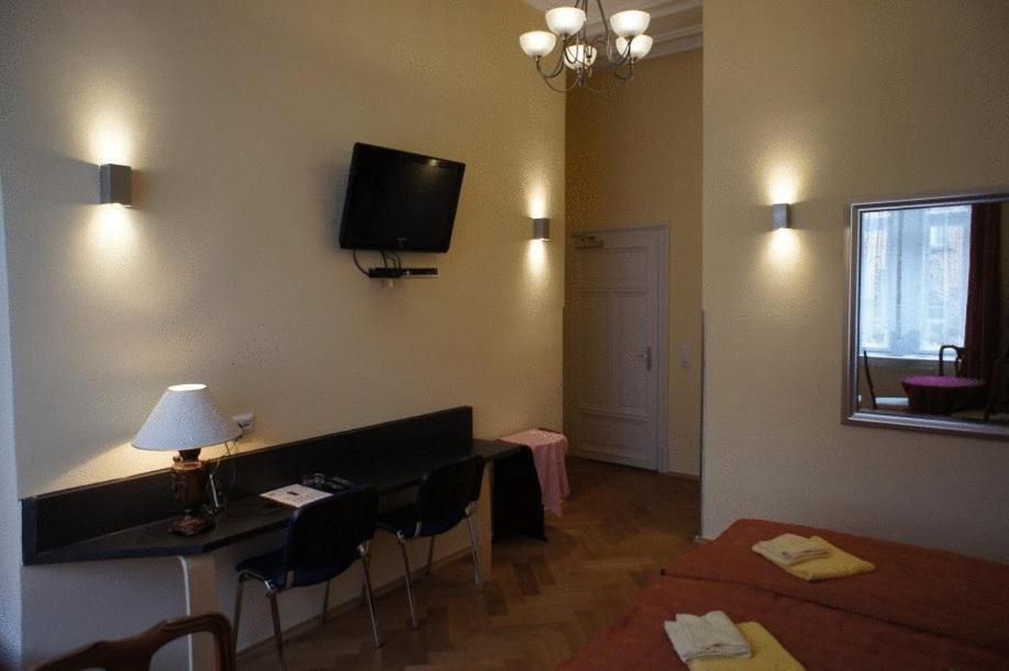 Elite Hotel
